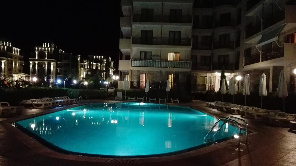 Summer Breeze Apartments Pantai Sunny Luaran gambar